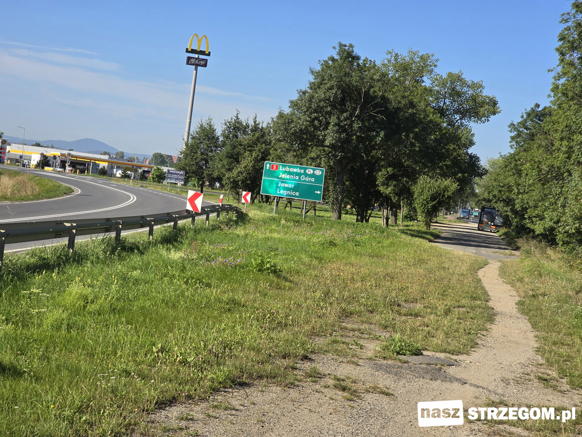 Nowy chodnik połączy ulicę Gronowską z Aleją Wojska Polskiego [FOTO] 